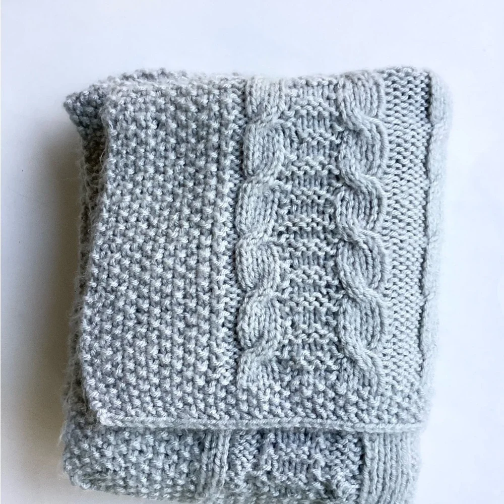 Scarf Hand Crafted Cable Silver Sage Green Oversize Elegant Knit Long Wrap r - Picture 8 of 14